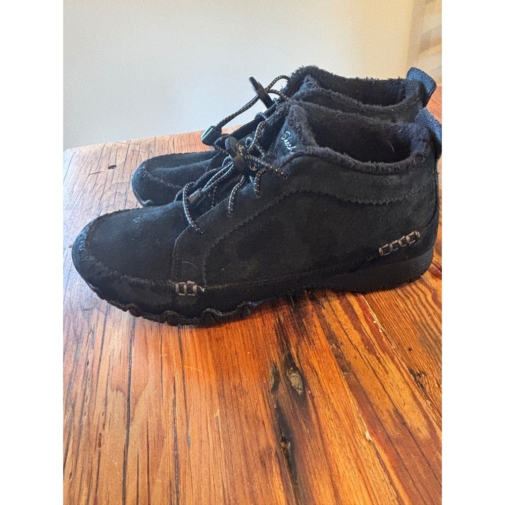 Skechers Womens Black Suede Faux Fur Lined Moc Toe Ankle Boots Toggle Lace Up